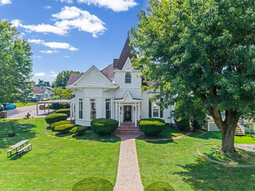 432 Nashville St Russellville, KY 42276