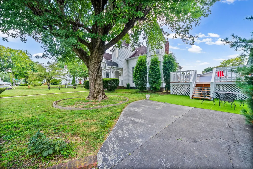 432 Nashville St Russellville, KY 42276