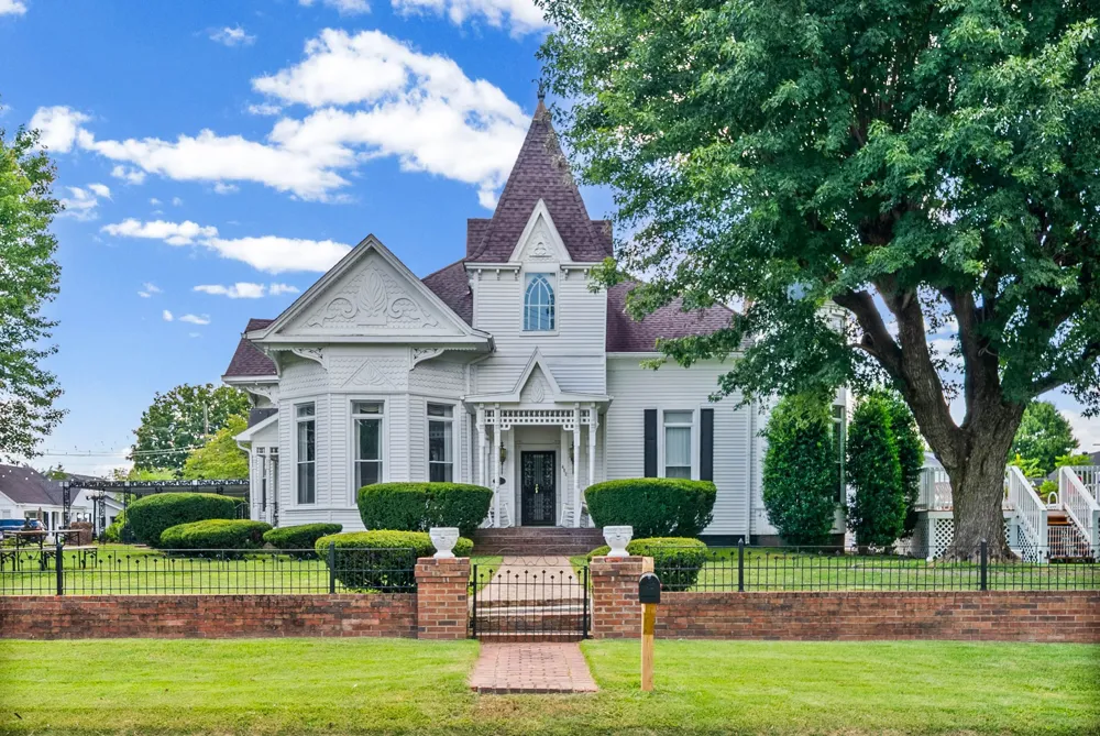 432 Nashville St Russellville, KY 42276