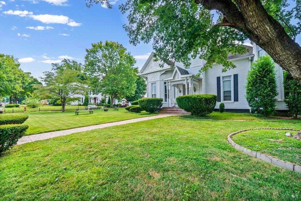 432 Nashville St Russellville, KY 42276