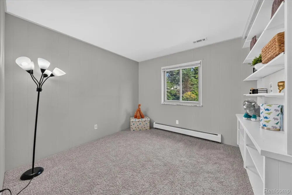 5517 Starwood Drive Commerce Charter Township, MI 48382