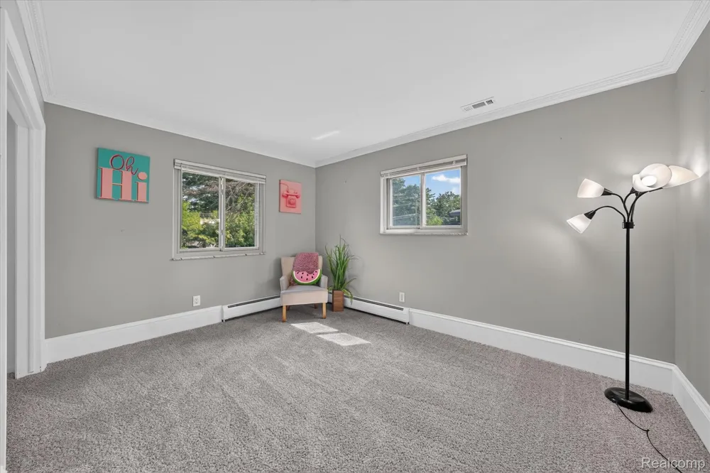 5517 Starwood Drive Commerce Charter Township, MI 48382