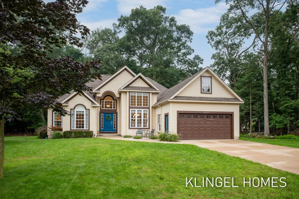 3651 Windemere Court Norton Shores City, MI 49441