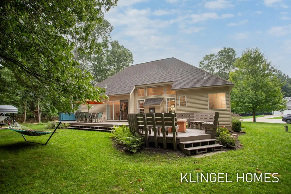 3651 Windemere Court Norton Shores City, MI 49441