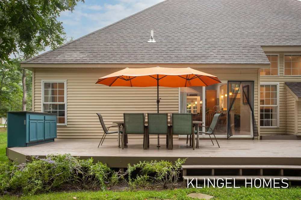 3651 Windemere Court Norton Shores City, MI 49441