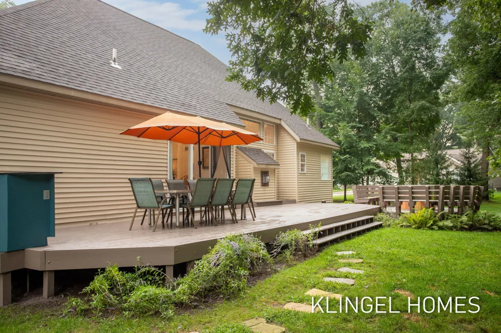 3651 Windemere Court Norton Shores City, MI 49441