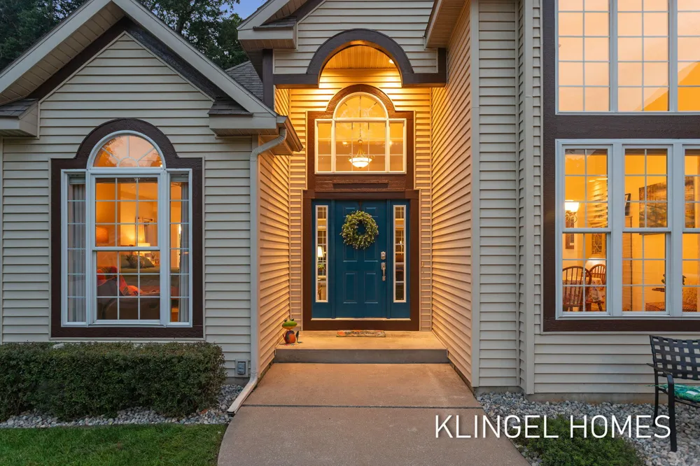 3651 Windemere Court Norton Shores City, MI 49441