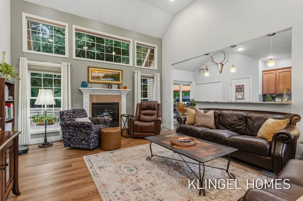 3651 Windemere Court Norton Shores City, MI 49441
