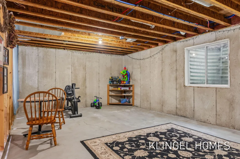 3651 Windemere Court Norton Shores City, MI 49441