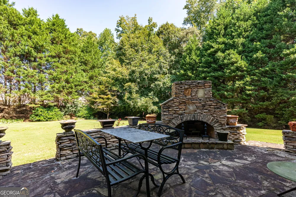 2768 Clearwater Springs DR Buford, GA 30519