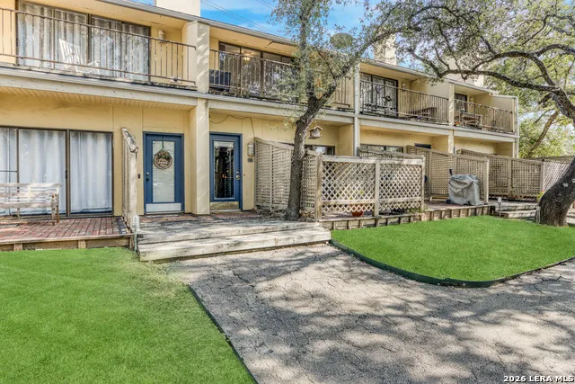 8642 Fredericksburg Rd. #103 San Antonio, TX 78240