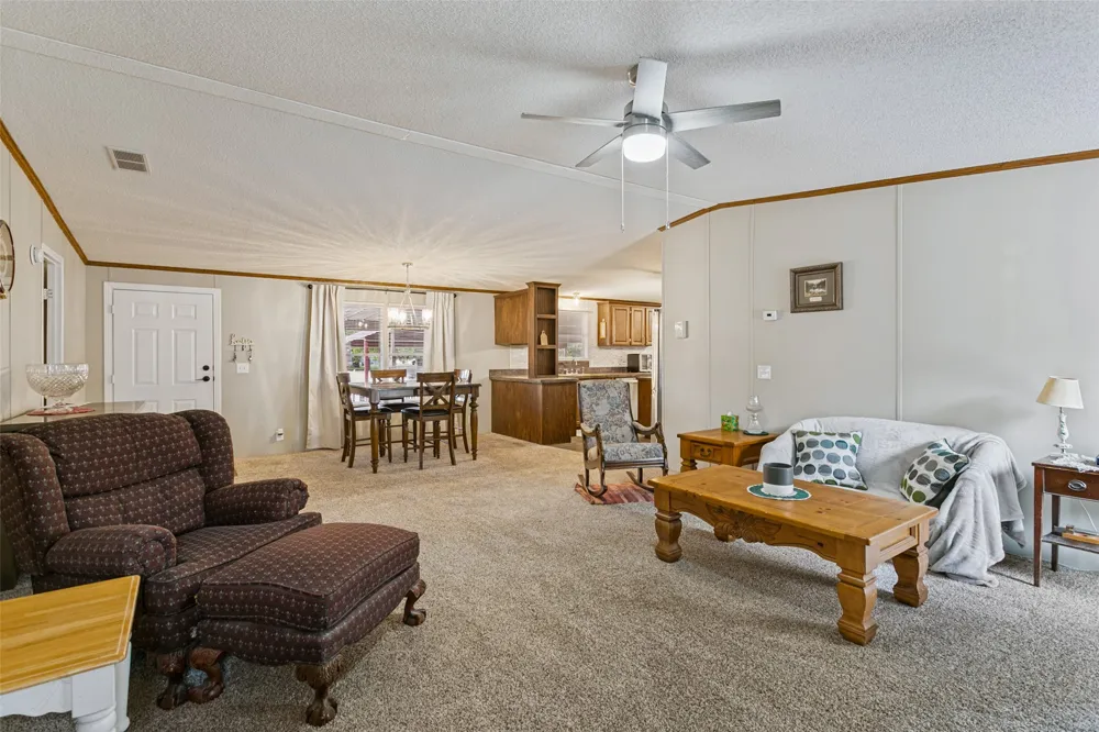6013 Idaho Trail Granbury, TX 76048