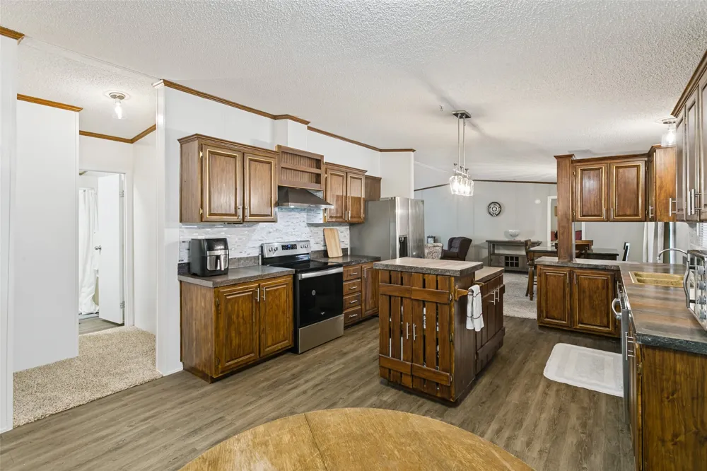 6013 Idaho Trail Granbury, TX 76048