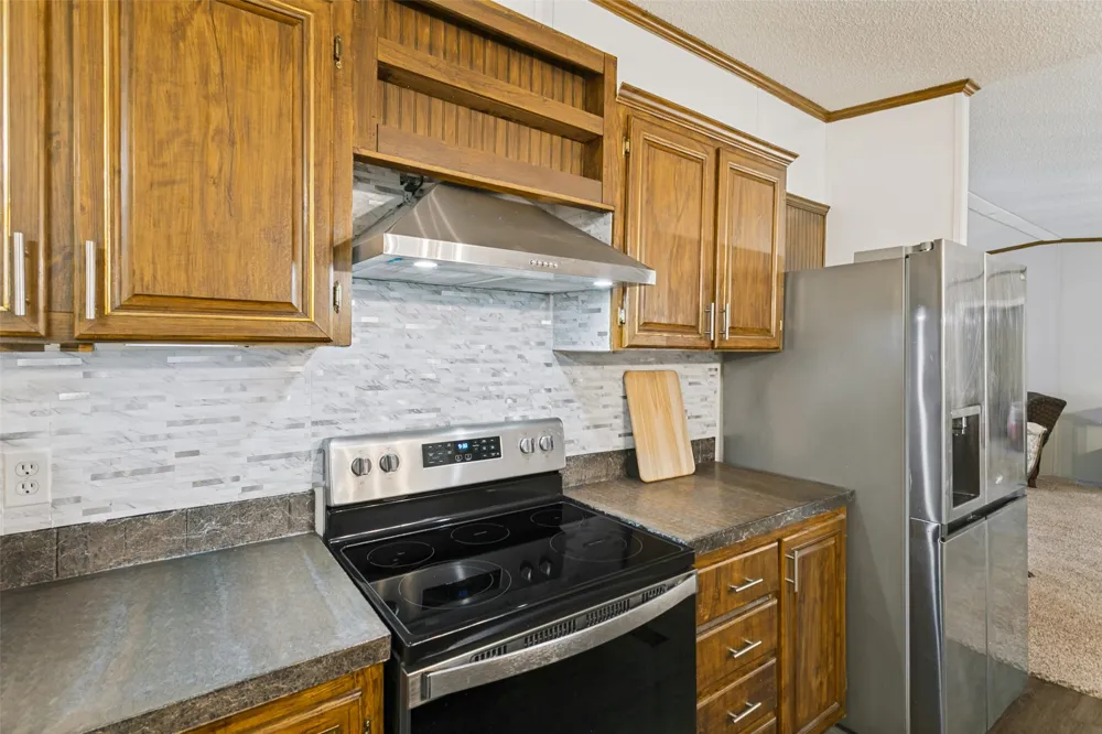 6013 Idaho Trail Granbury, TX 76048