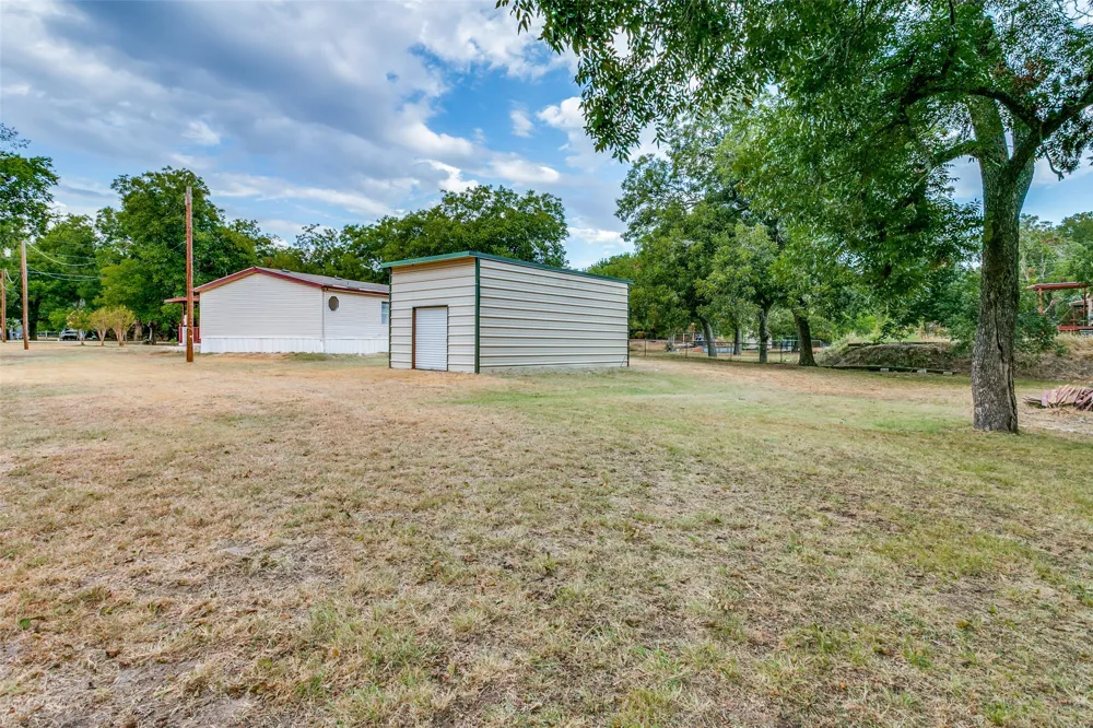 6013 Idaho Trail Granbury, TX 76048