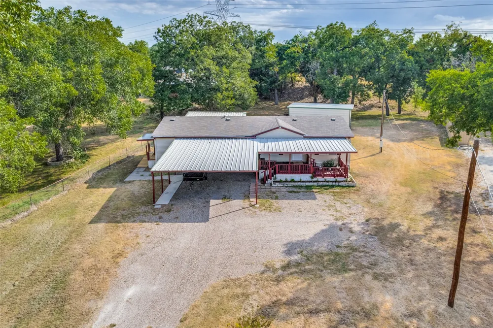 6013 Idaho Trail Granbury, TX 76048