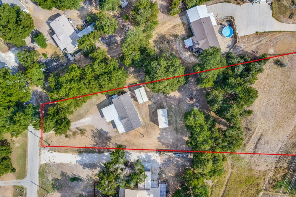 6013 Idaho Trail Granbury, TX 76048