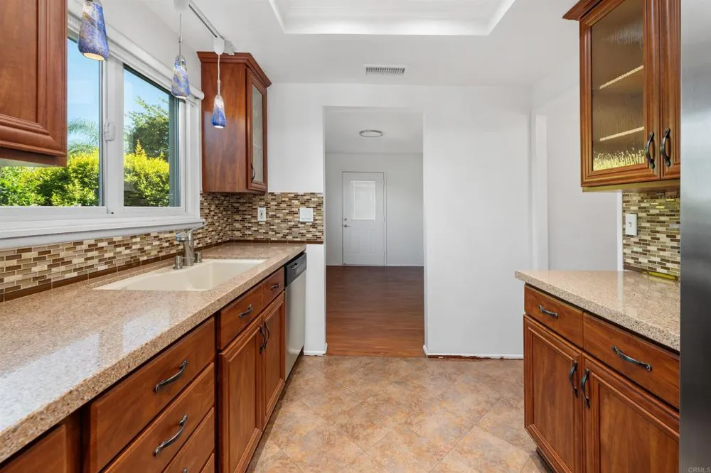 16866 Acebo Drive San Diego, CA 92128