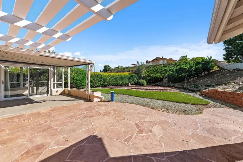 16866 Acebo Drive San Diego, CA 92128