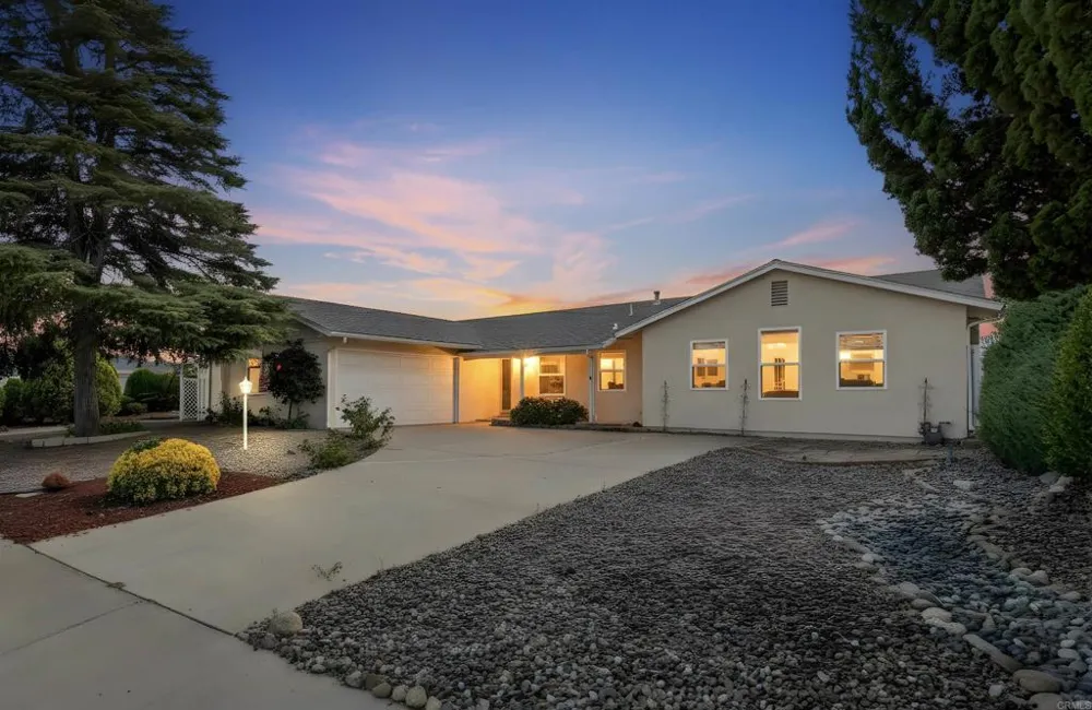 16866 Acebo Drive San Diego, CA 92128