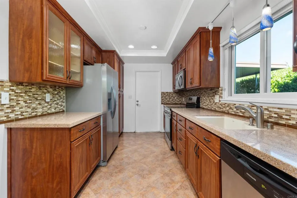 16866 Acebo Drive San Diego, CA 92128