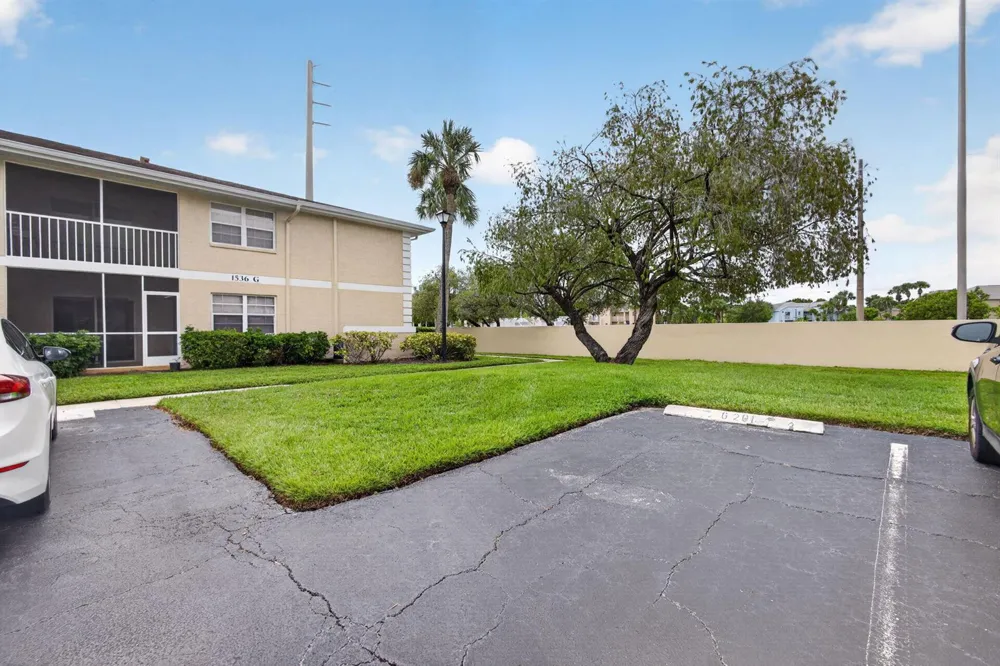 1536 SE Royal Green Circle #201 Port St. Lucie, FL 34952