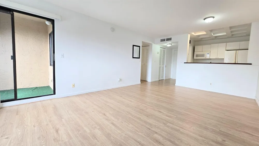 10001 W Atlantic Boulevard #Unit 327 Coral Springs, FL 33071