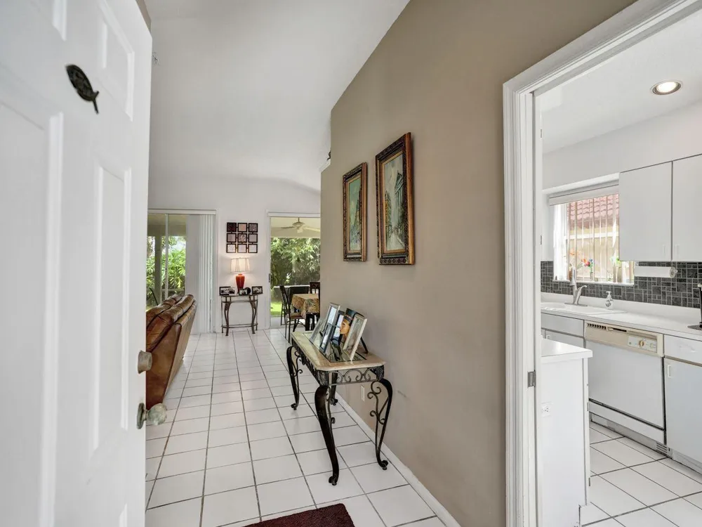 7592 Ironbridge Circle Delray Beach, FL 33446