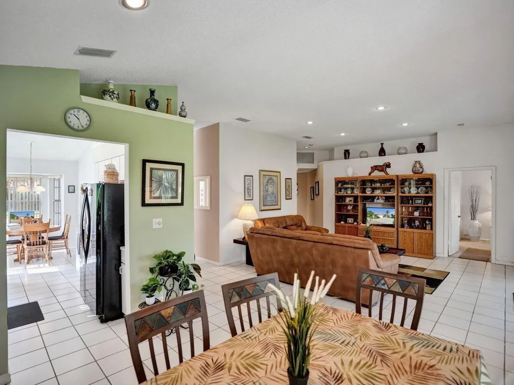 7592 Ironbridge Circle Delray Beach, FL 33446