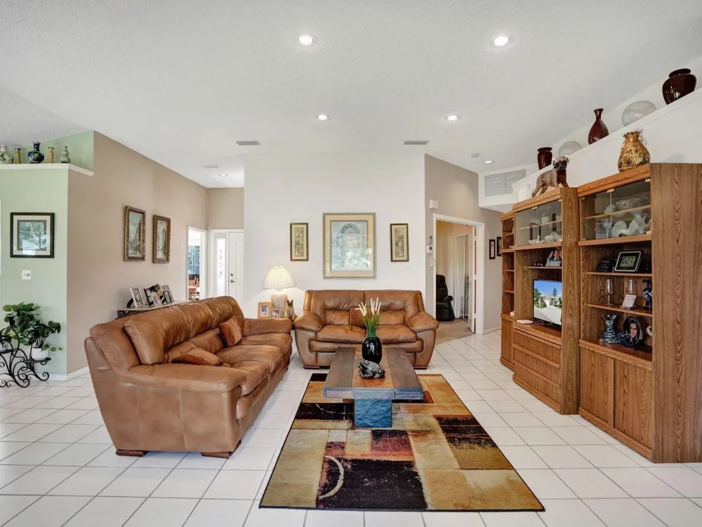 7592 Ironbridge Circle Delray Beach, FL 33446