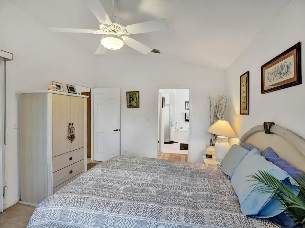 7592 Ironbridge Circle Delray Beach, FL 33446