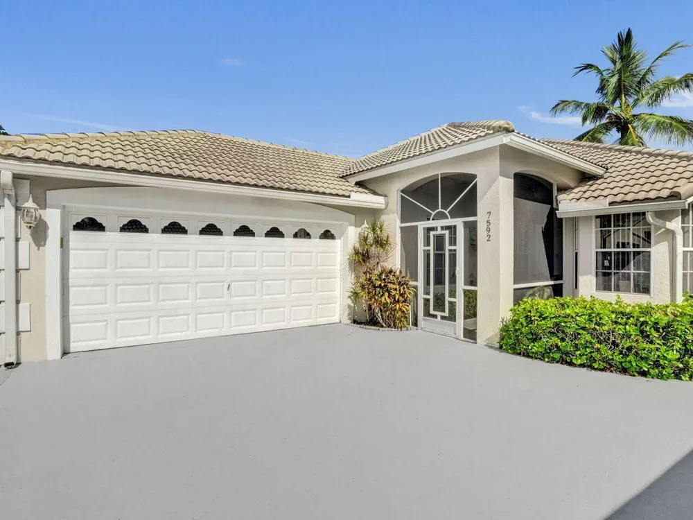7592 Ironbridge Circle Delray Beach, FL 33446