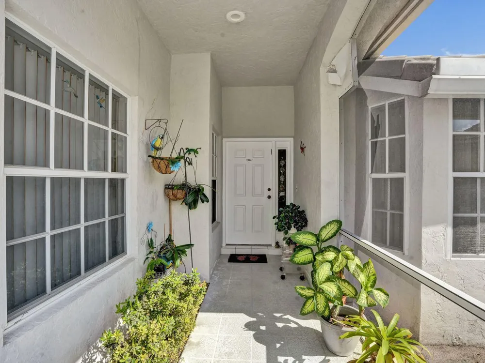 7592 Ironbridge Circle Delray Beach, FL 33446