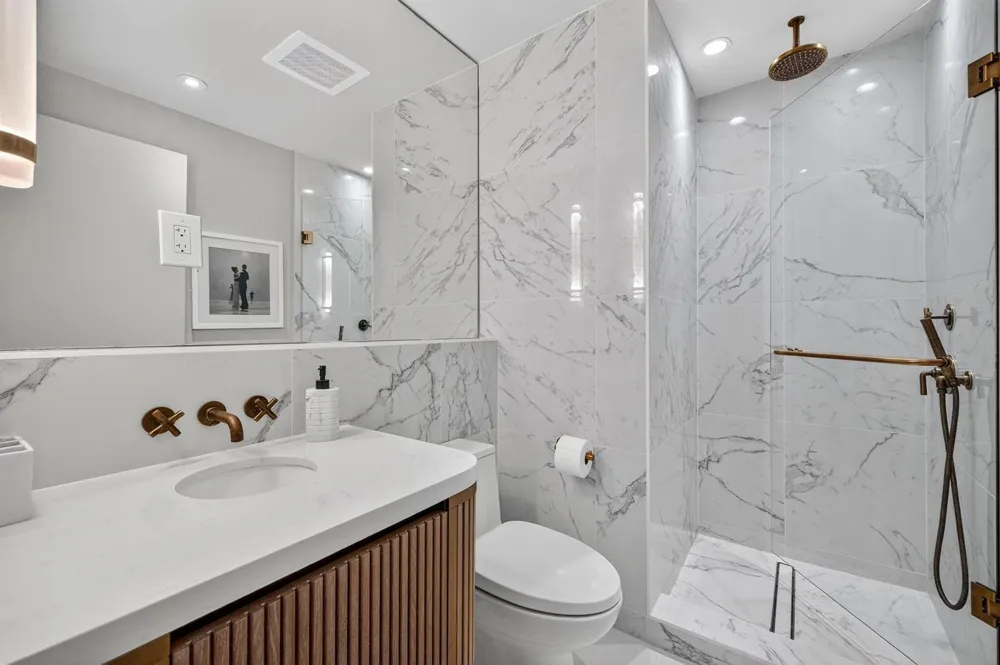 525 FORT LAUDERDALE BEACH BOULEVARD #1102 Fort Lauderdale, FL 33304