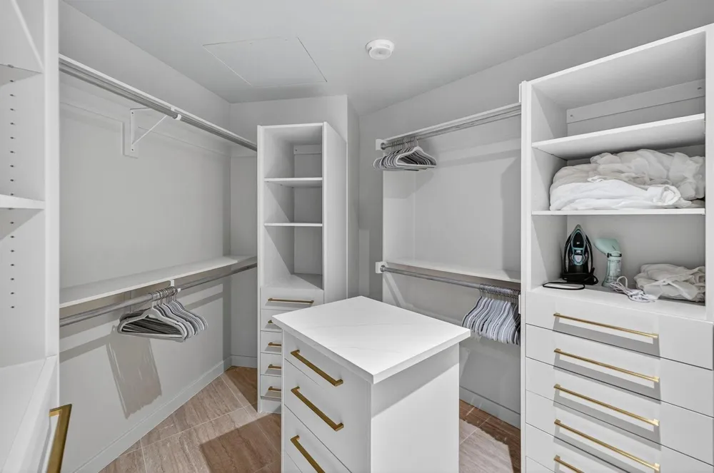 525 FORT LAUDERDALE BEACH BOULEVARD #1102 Fort Lauderdale, FL 33304