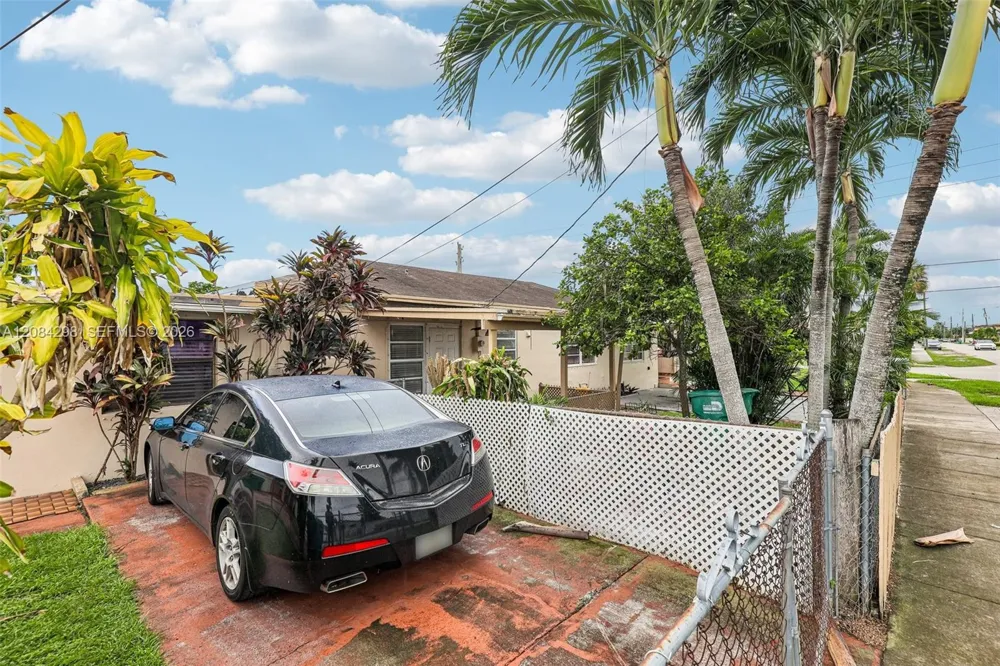 3395 SW 88th Pl Miami, FL 33165