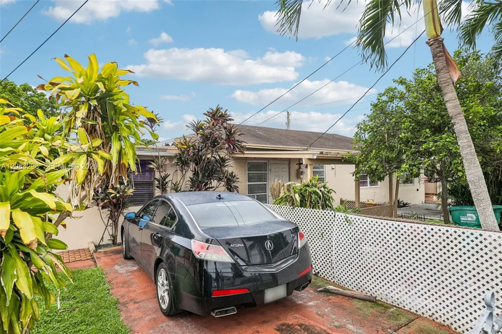 3395 SW 88th Pl Miami, FL 33165