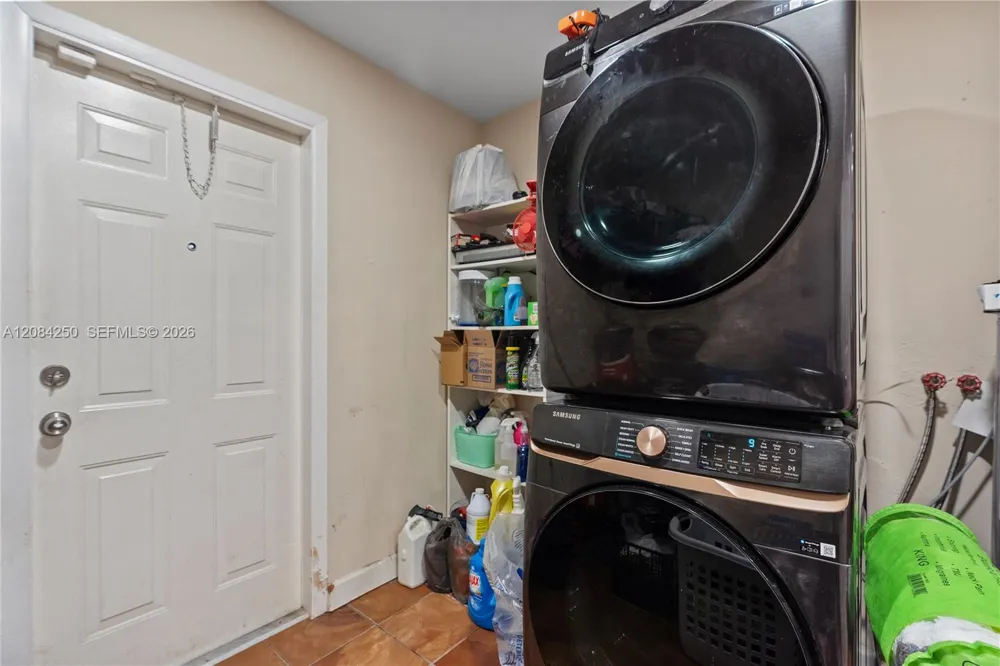3831 NW 6th Pl Lauderhill, FL 33311