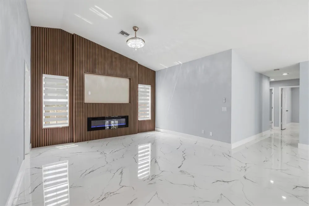 104 Oxford Court Royal Palm Beach, FL 33411