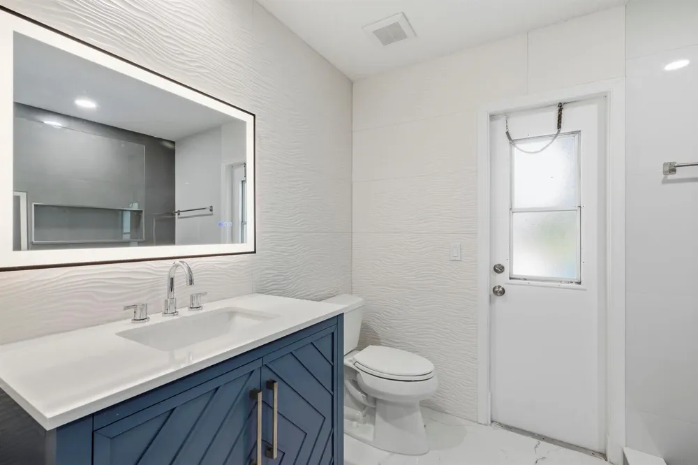 104 Oxford Court Royal Palm Beach, FL 33411