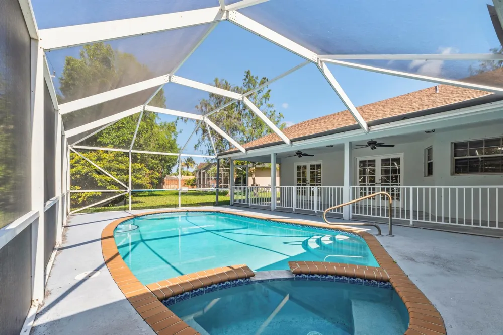 104 Oxford Court Royal Palm Beach, FL 33411