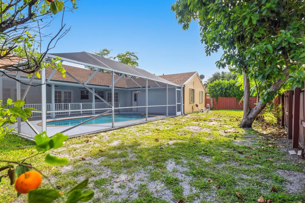 104 Oxford Court Royal Palm Beach, FL 33411