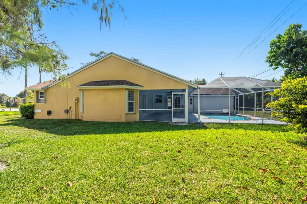 104 Oxford Court Royal Palm Beach, FL 33411