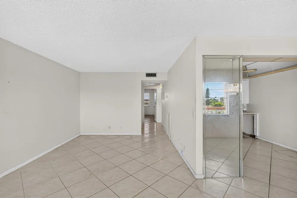 4044 WOLVERTON C Boca Raton, FL 33434