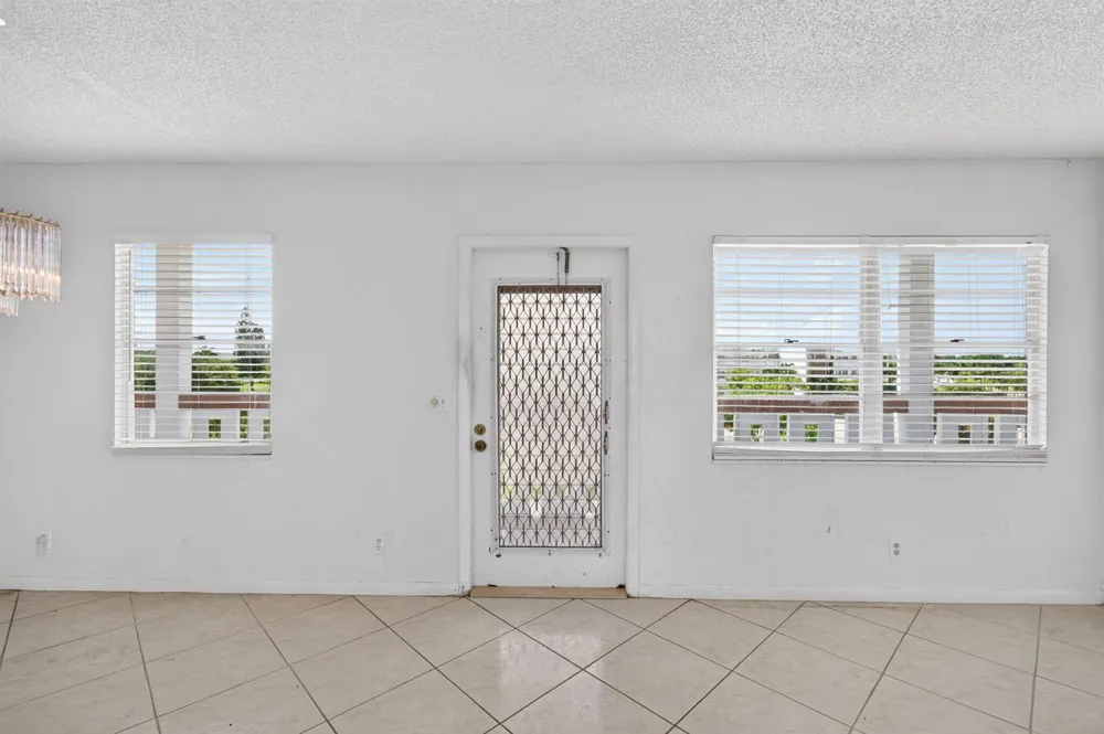 4044 WOLVERTON C Boca Raton, FL 33434