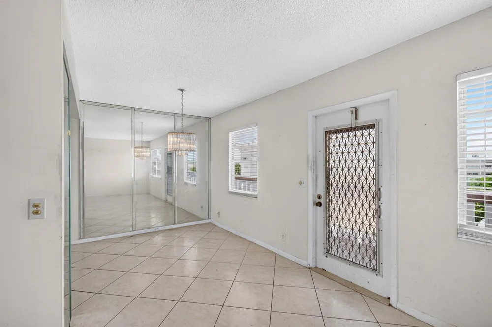4044 WOLVERTON C Boca Raton, FL 33434