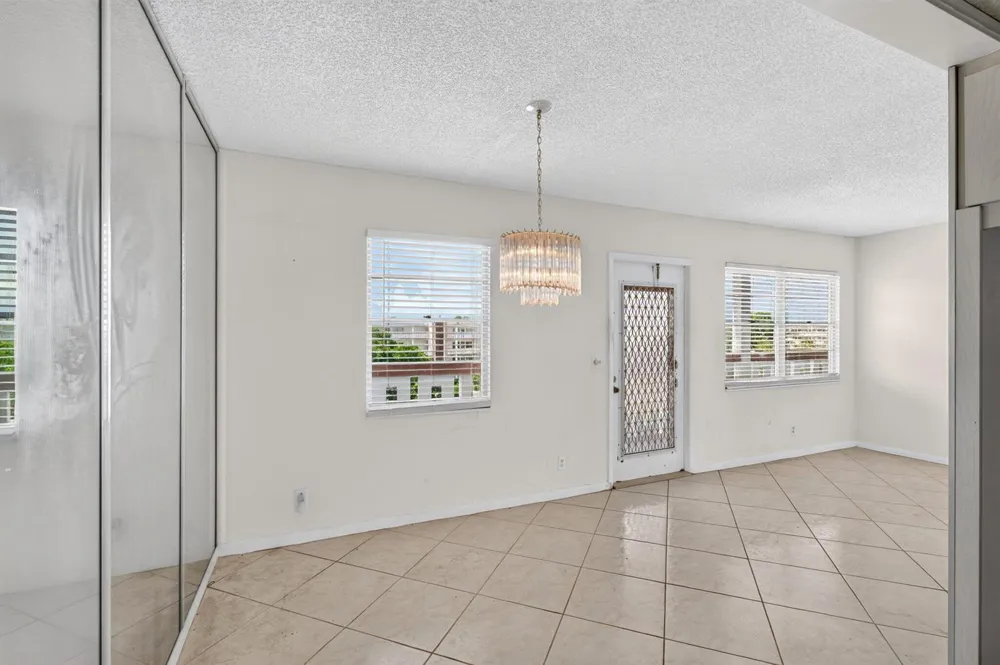 4044 WOLVERTON C Boca Raton, FL 33434