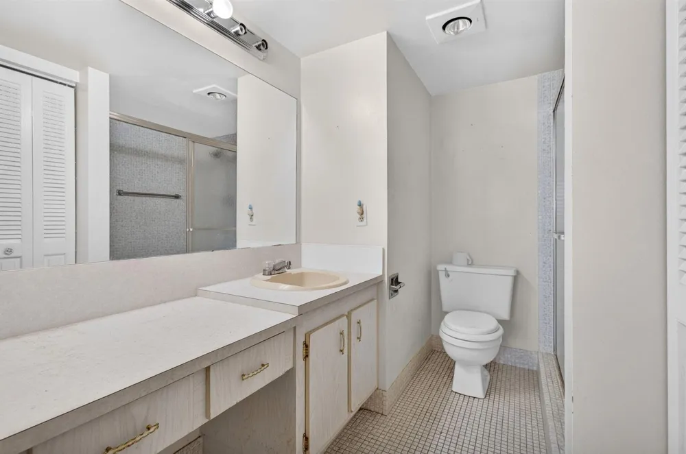 4044 WOLVERTON C Boca Raton, FL 33434