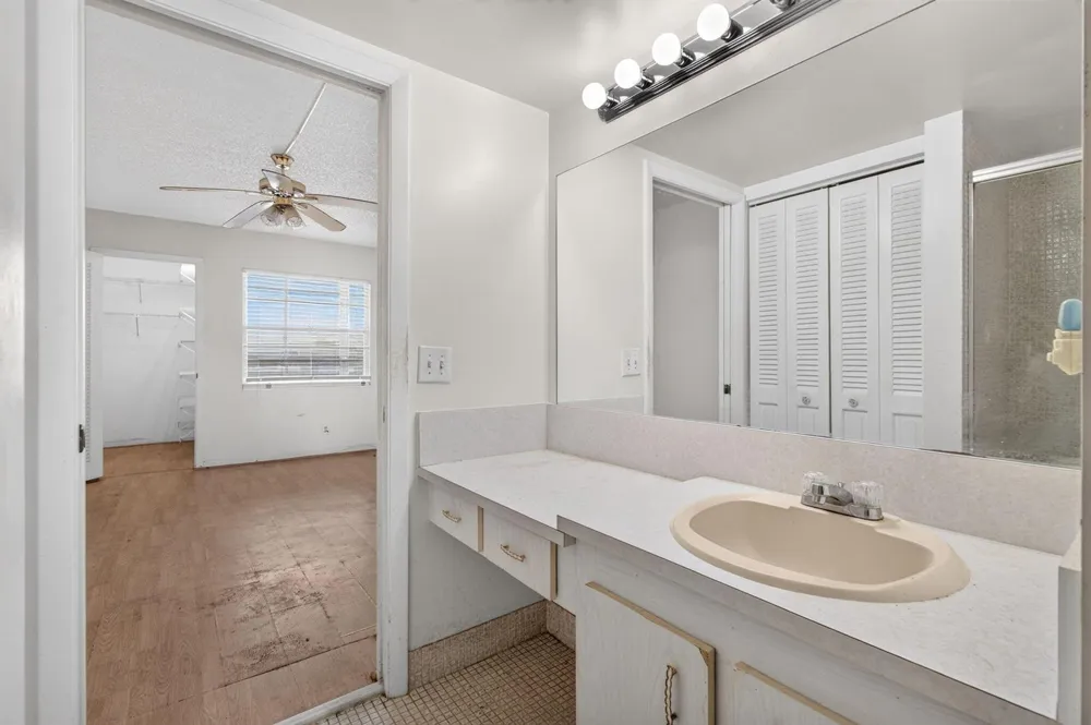 4044 WOLVERTON C Boca Raton, FL 33434