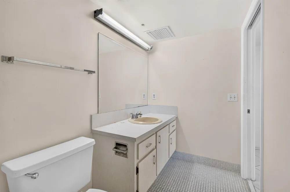 4044 WOLVERTON C Boca Raton, FL 33434